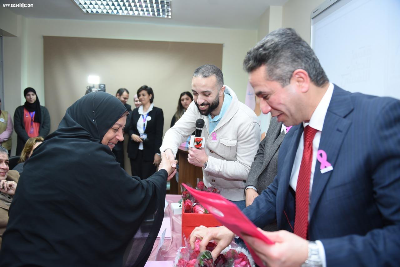 نجوم الإعلام ومسئولو النادي الأهلي في زيارة لـ «بهية»